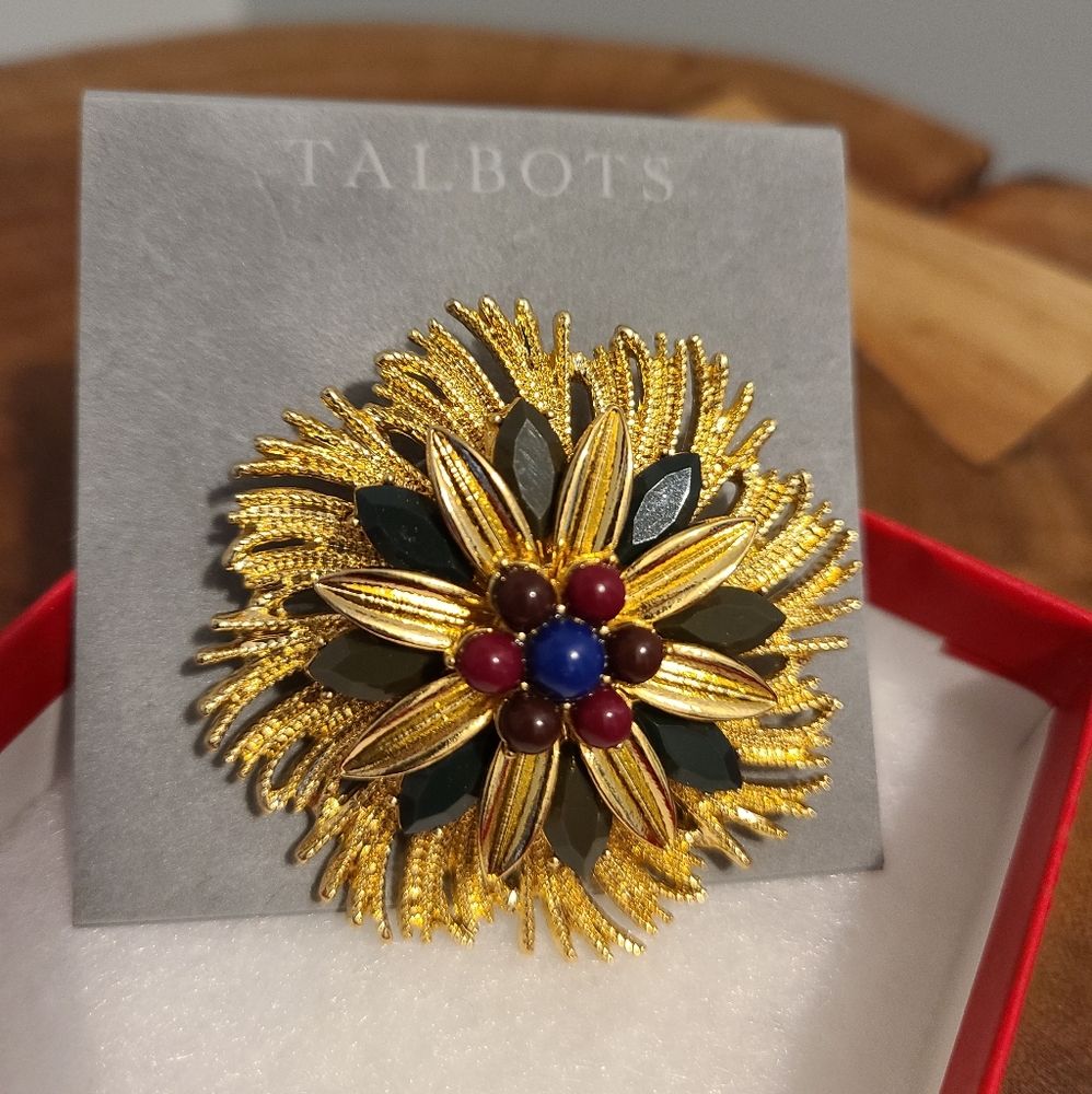 Talbots Decorative Broach - Picture 4 of 4